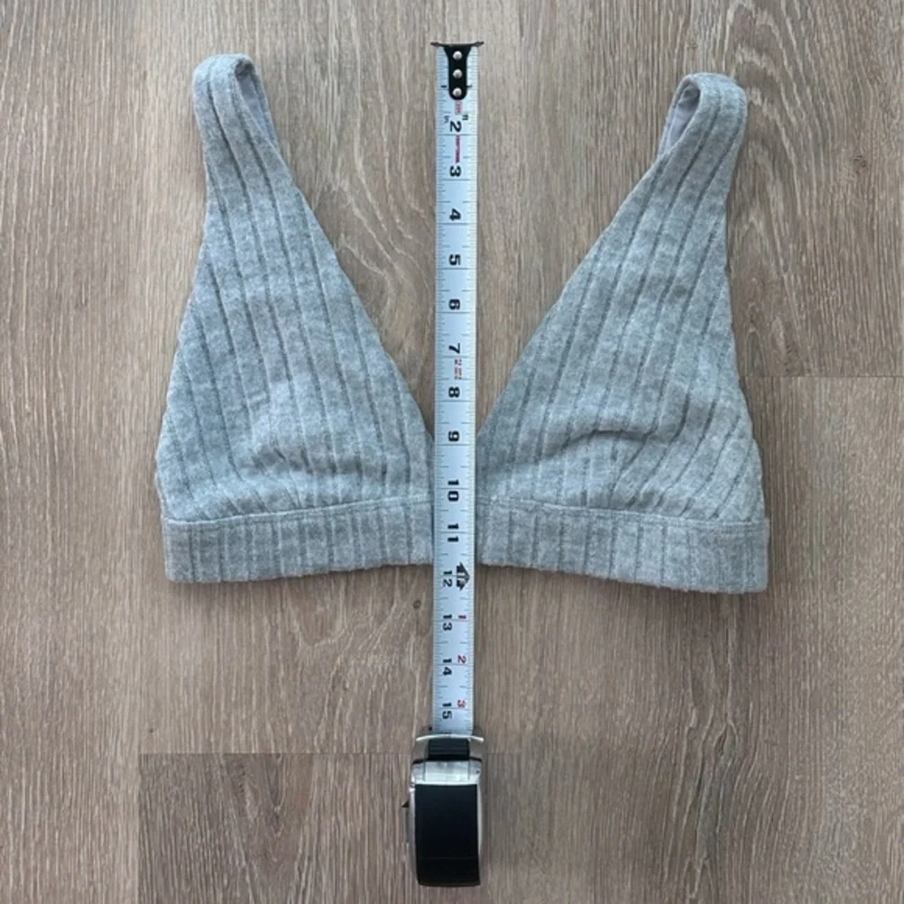 Alo Yoga Ribbed Take Comfort Bra in Athletic Heather Grey Sz‎ M